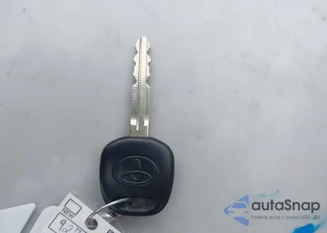 2018 Toyota Sienna Le 8 Passenger from USA, damaged, VIN 5TDKZ3DC0JS927664